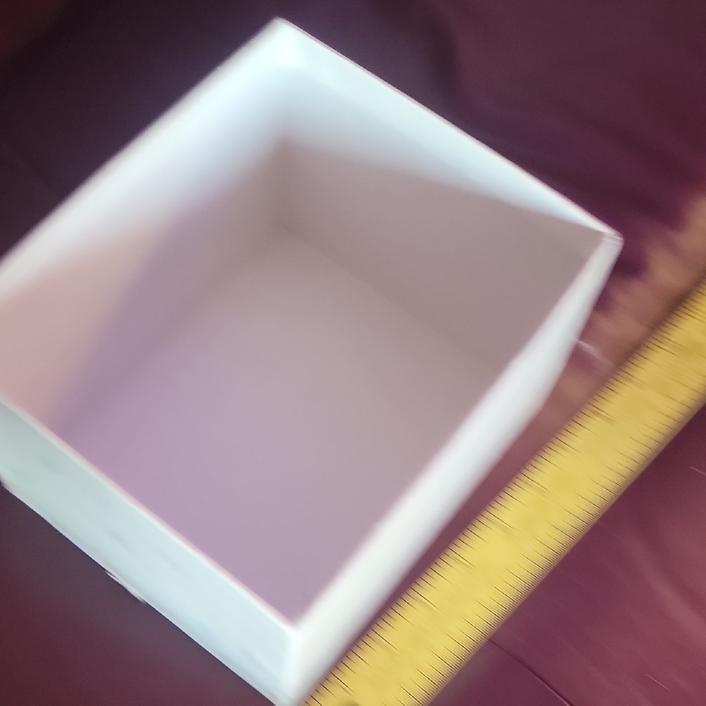 Hallmark Ivory Photo Storage Box - Picture 5 of 7
